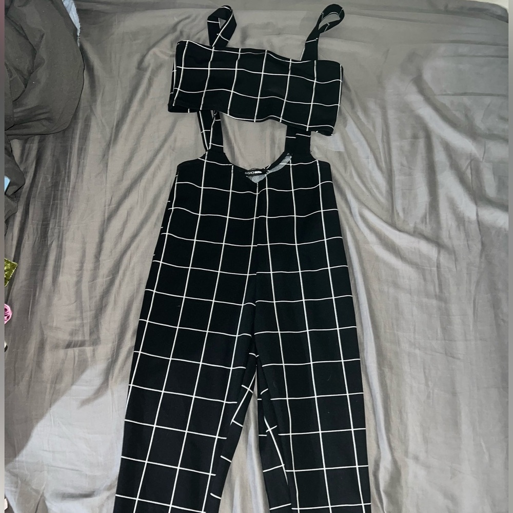 FASHION NOVA TWO PIECE SKINNY JUMPSUIT AND MATCHING BANDEAU TOP